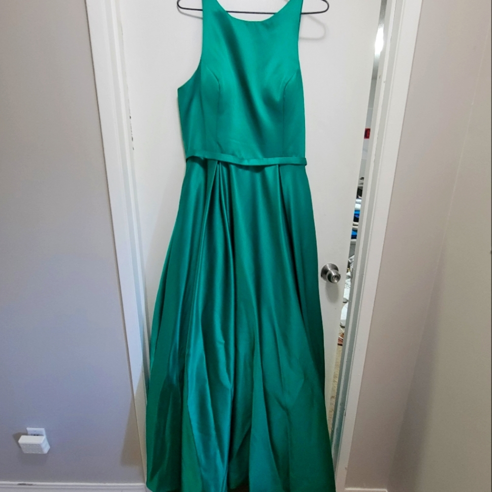 Bicici & Coty emerald green gown